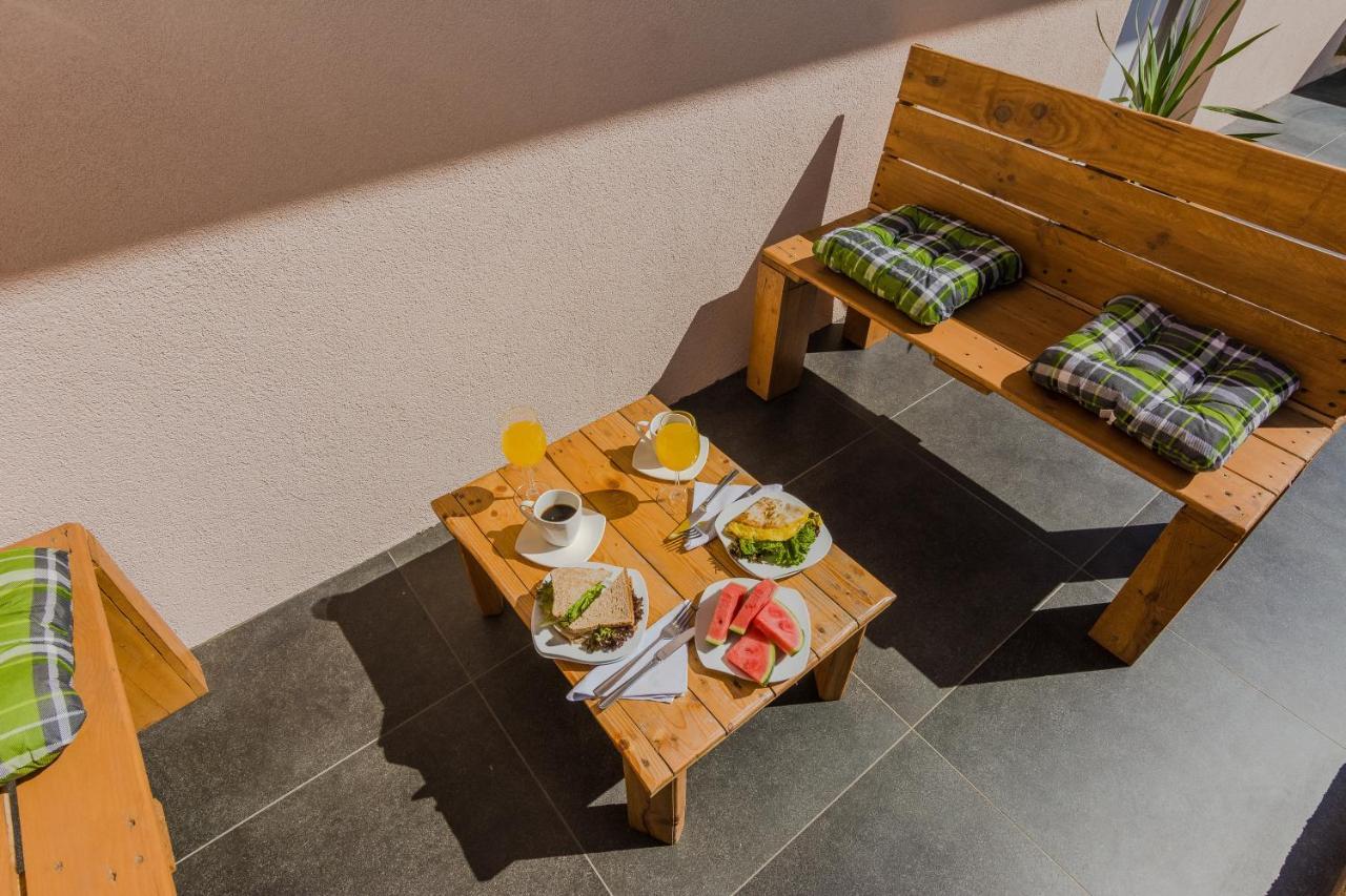 Lovely Apartment M&K In Peaceful Area - Zadar Buitenkant foto